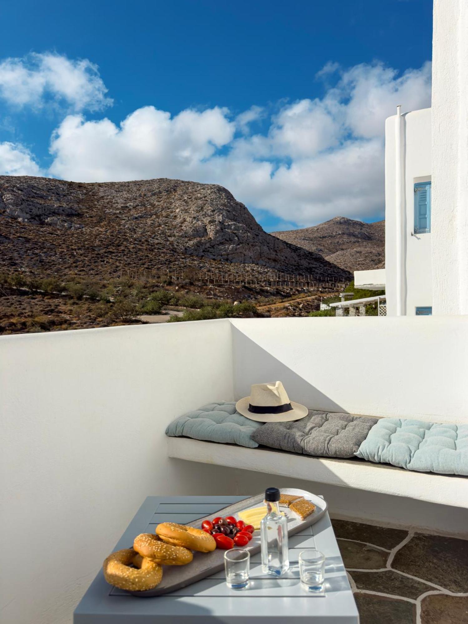 Aneton Residences Folegandros Каравостаси Экстерьер фото